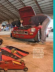 Historic racer: MGB Roadster - Right